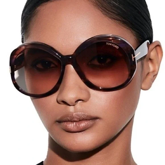 Tom Ford Julie Sunglasses On Face Tom Ford Accessories New Tom